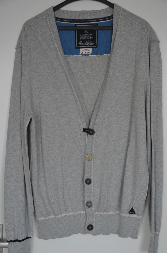 Nieuwe vest MAX EN DJUNE., Ophalen of Verzenden, Nieuw, Overige maten, Grijs