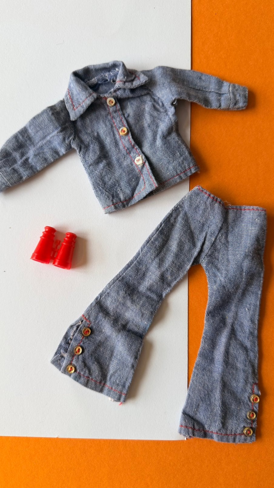 Barbie fleur sindy  jeans outfit, Verzamelen, Ophalen of Verzenden, Gebruikt, Kleertjes