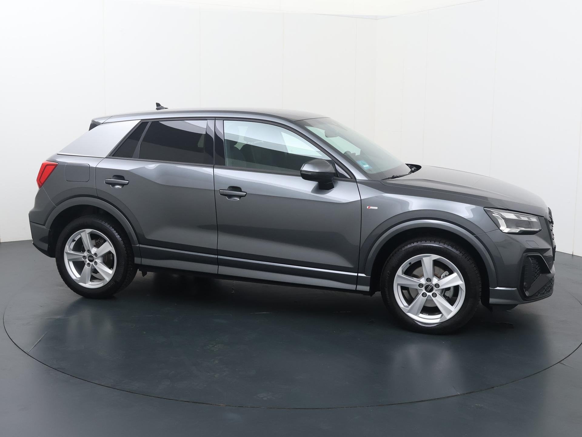 Audi Q2 35 TFSI S Edition | 150 PK | Automaat | Achteruitrij, Auto's, Audi, 12 maanden, 4 cilinders, Leder en Stof, Origineel Nederlands