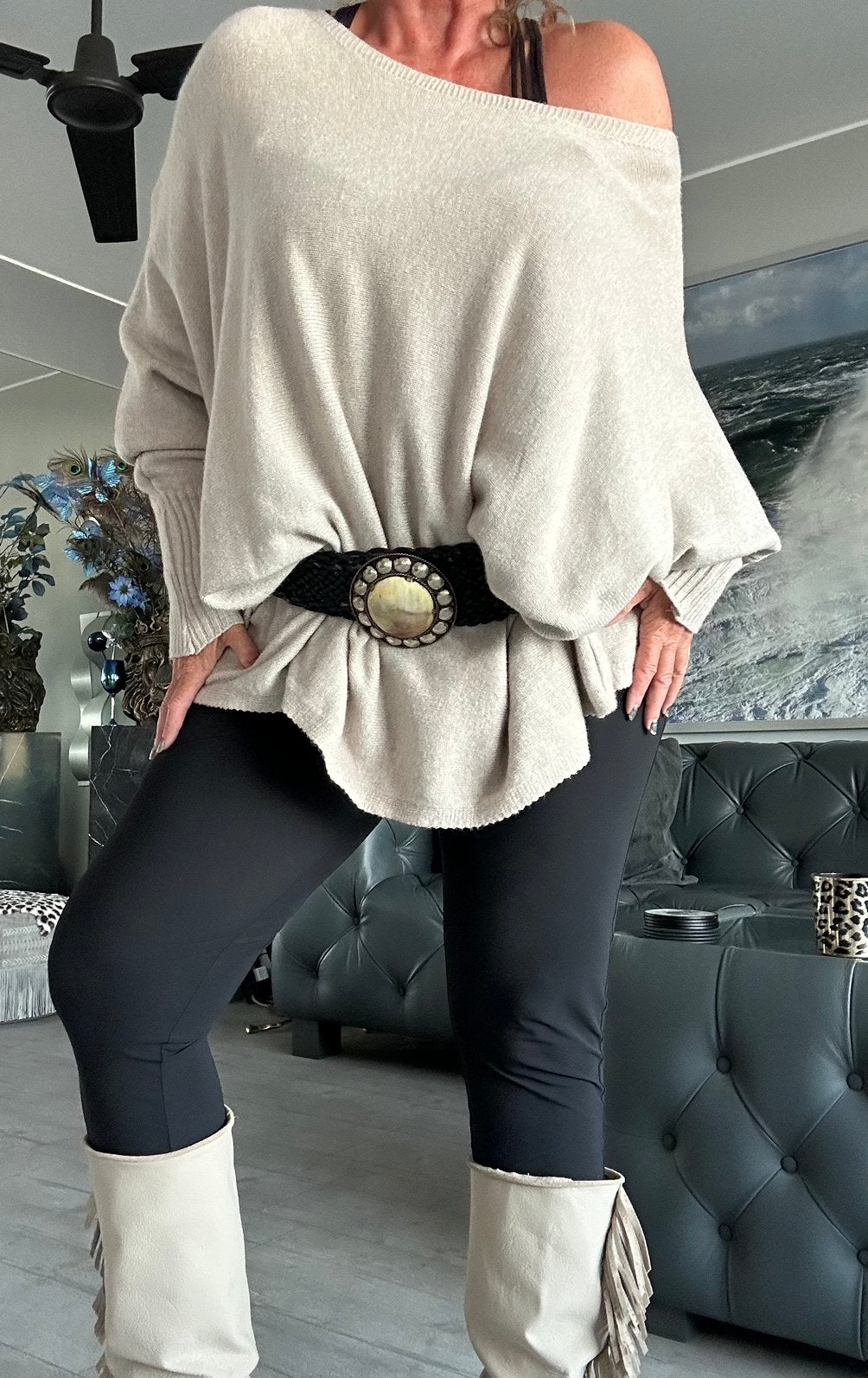 Off shoulder trui , zand kleur , zeer ruim , nieuw, Kleding | Dames, Truien en Vesten, Ophalen of Verzenden, Nieuw, Maat 46/48 (XL) of groter