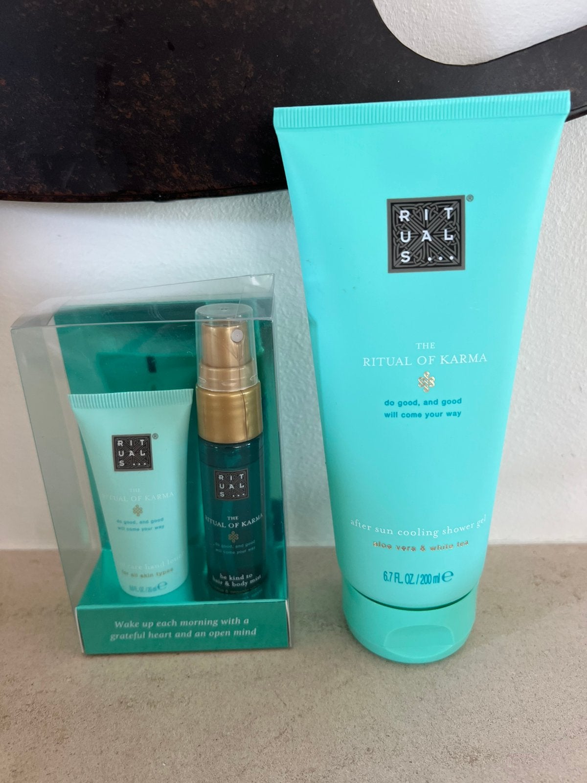 Rituals Karma travel set & after sun cooling shower gel, Ophalen of Verzenden, Nieuw, Bad & Douche