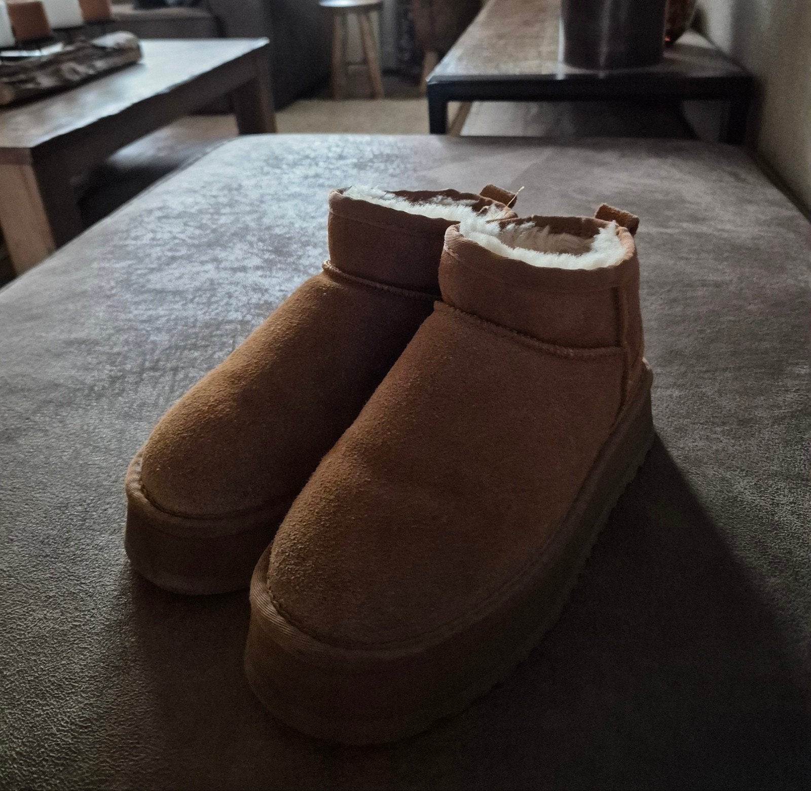 Uggs maat 36, Bruin, Lage of Enkellaarzen, Ophalen of Verzenden, Gedragen