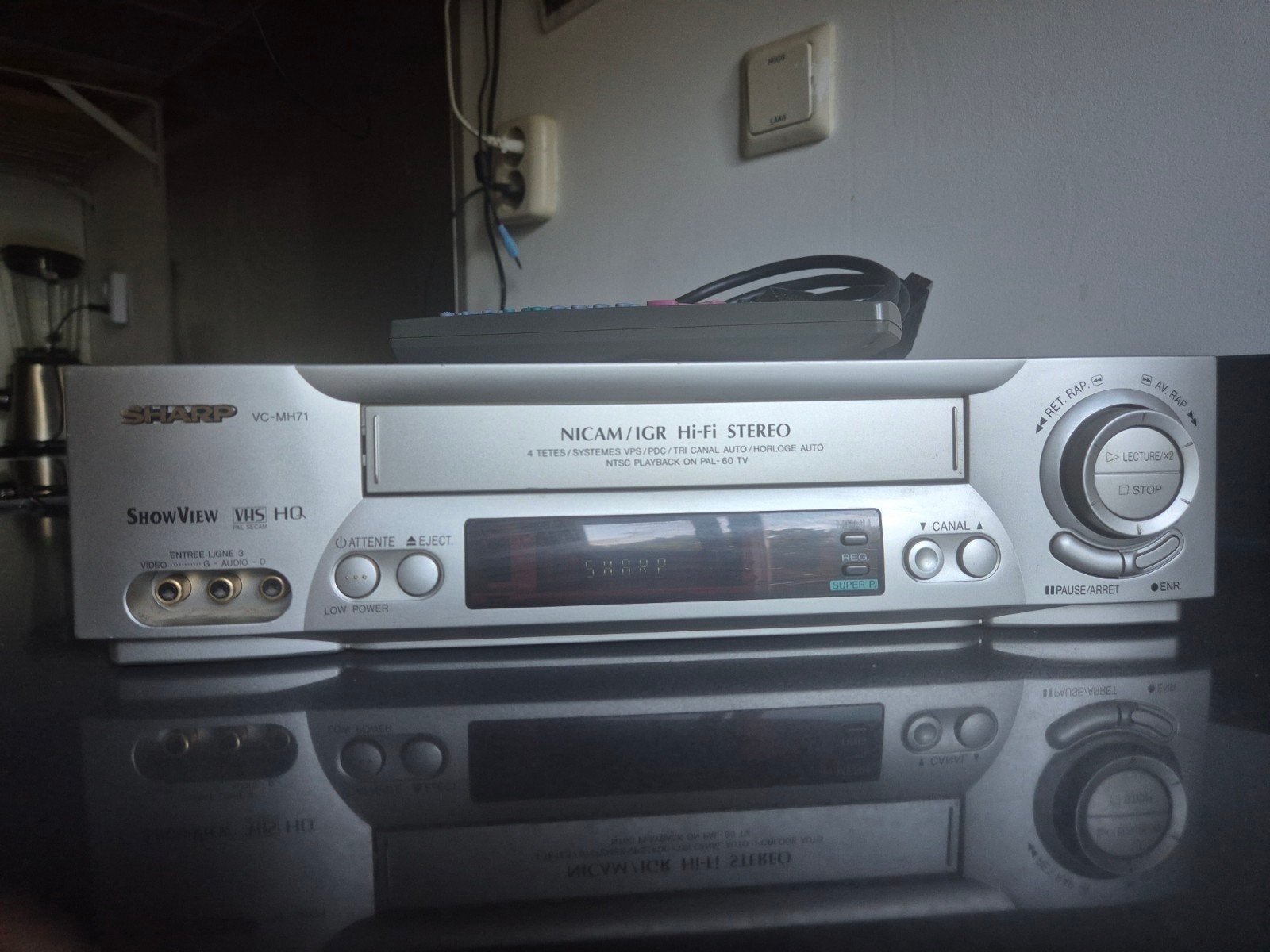 Sharp VC-MH71 VHS HQ - Getest en werkt Volledig - Compleet, Ophalen of Verzenden, Gebruikt, VHS-speler of -recorder