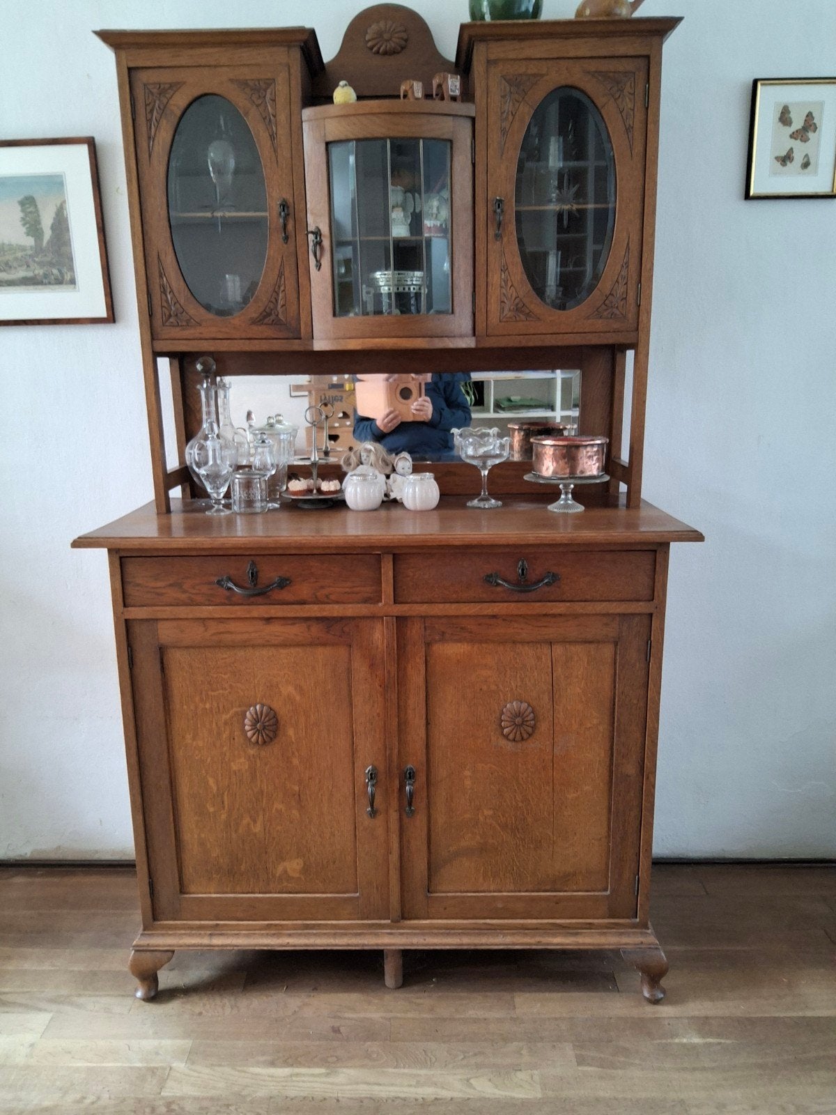 Antieke buffetkast/servieskast/ wandkast/vitrinekast, Ophalen