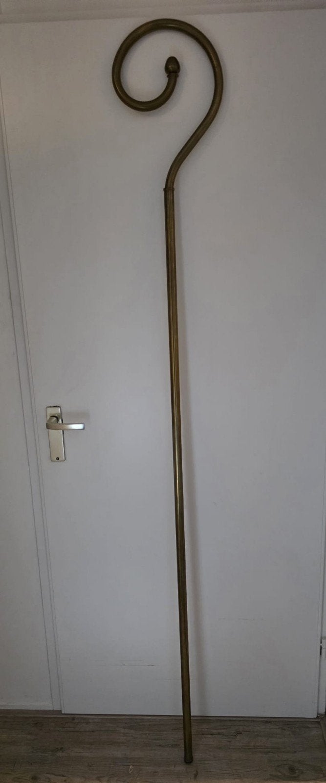 te koop sinterklaas staf, Ophalen