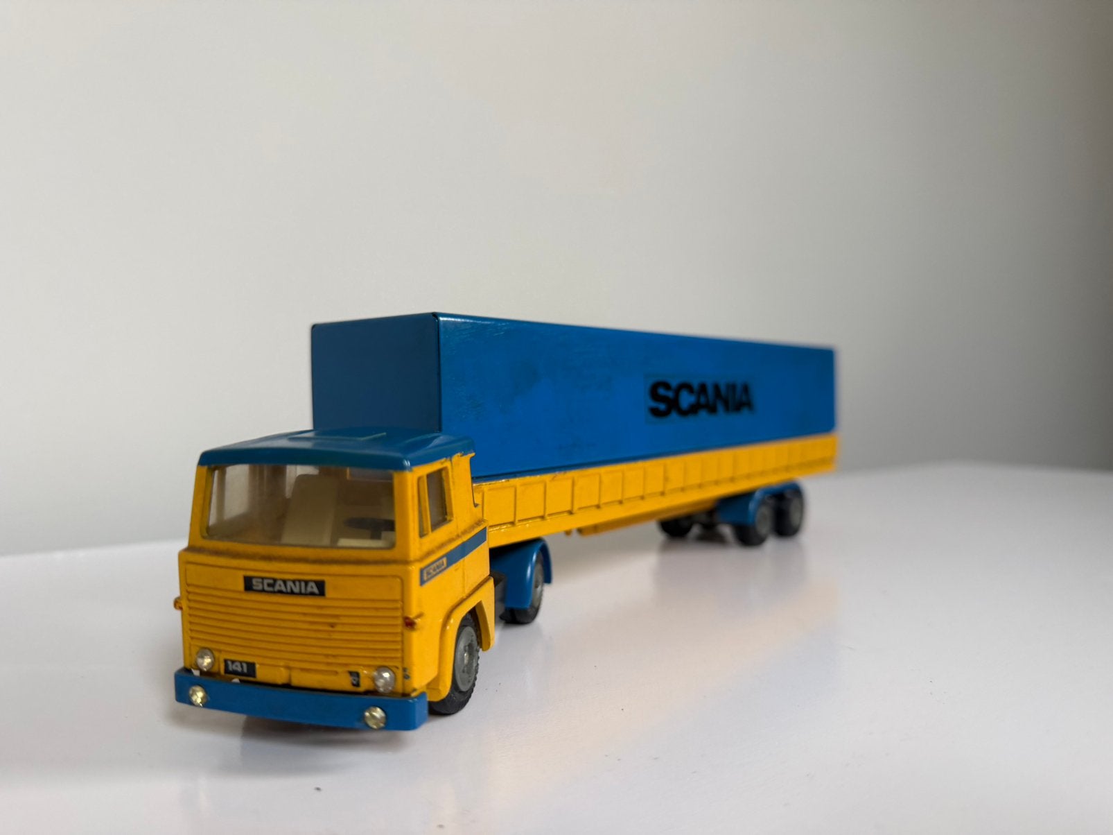 Scania 141, Ophalen of Verzenden, Zo goed als nieuw, Bus of Vrachtwagen, Tekno