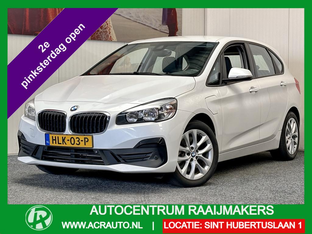 BMW 2 Serie 225XE iPERFORMANCE HIGH EXECUTIVE LEDER NAVIGATI, Stof, Gebruikt, Zwart, Wit