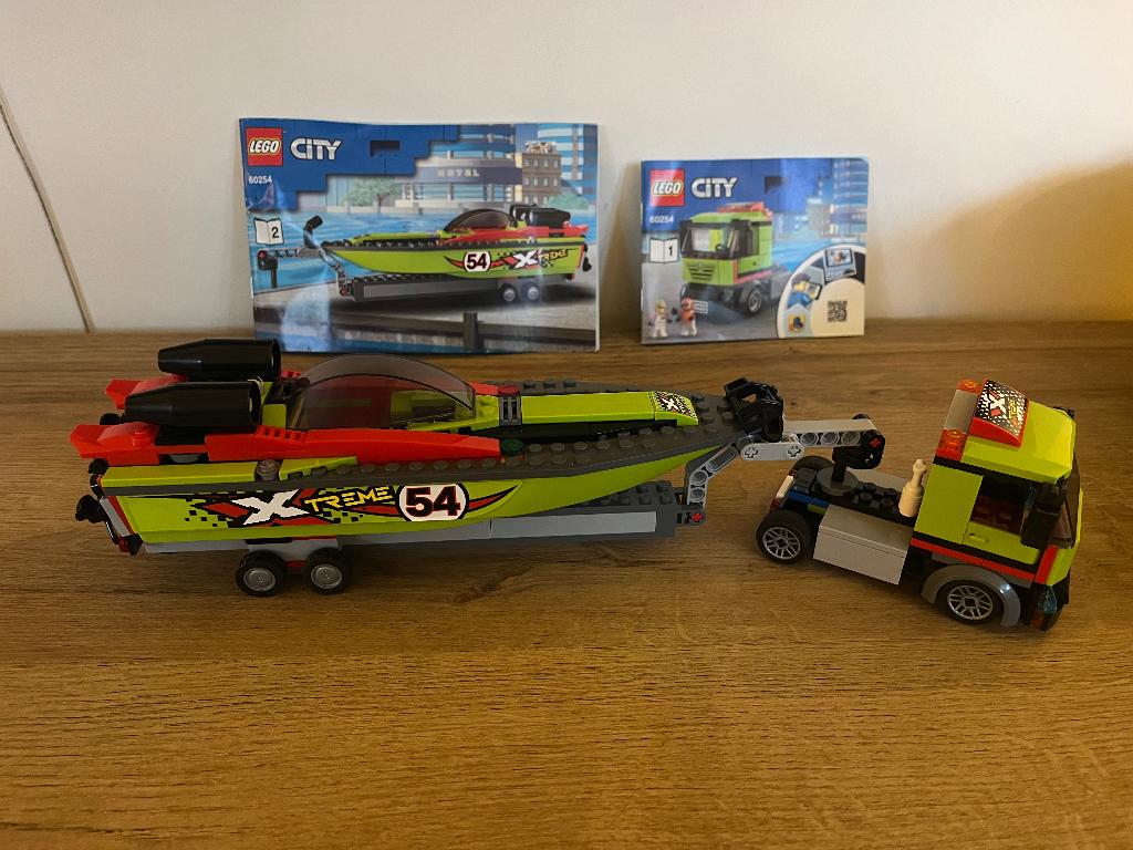 LEGO City Raceboottransport - 60254, Kinderen en Baby's, Speelgoed | Duplo en Lego, Compleet, Lego, Ophalen of Verzenden, Complete set