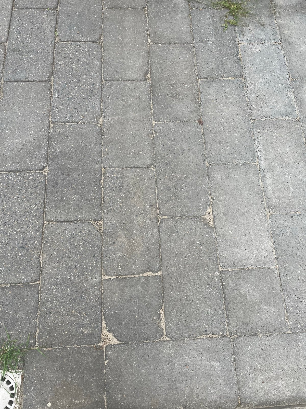 Gratis! Gebruikte betonnen terrastegels/klinkers (ca. 25m2, Tuin en Terras, Ophalen, Gebruikt, 10 m² of meer, Beton