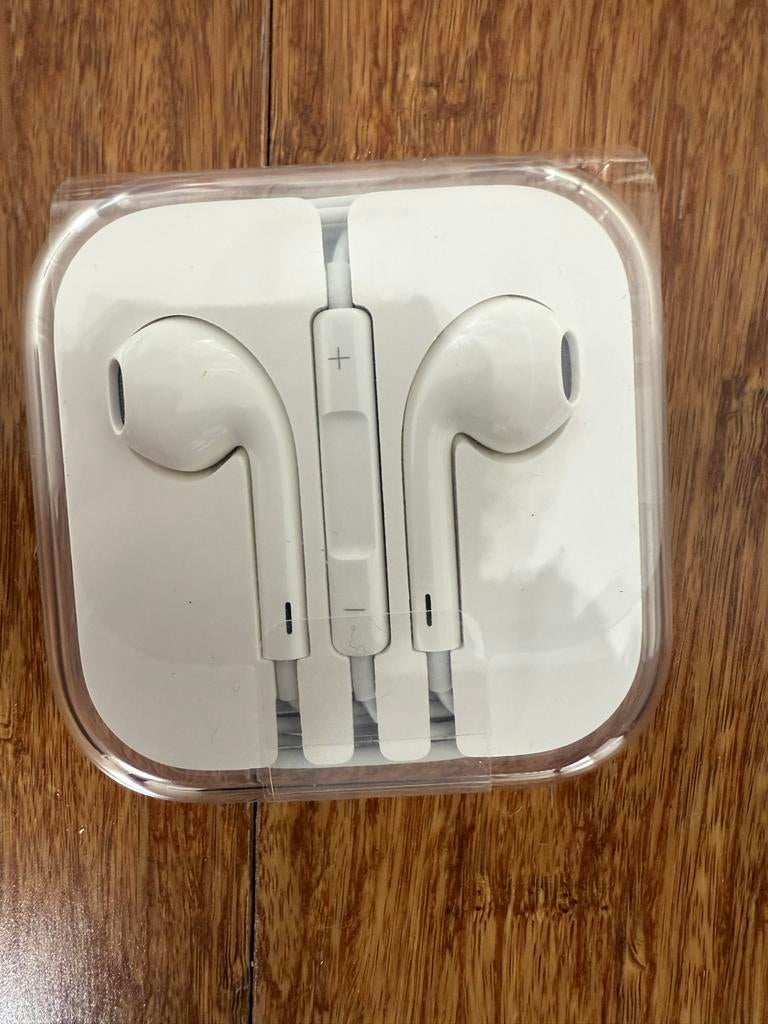 Originele Apple EarPods iPhone SE (nieuw, collectors item), Ophalen of Verzenden, Nieuw, Op oor (supra aural), Overige merken