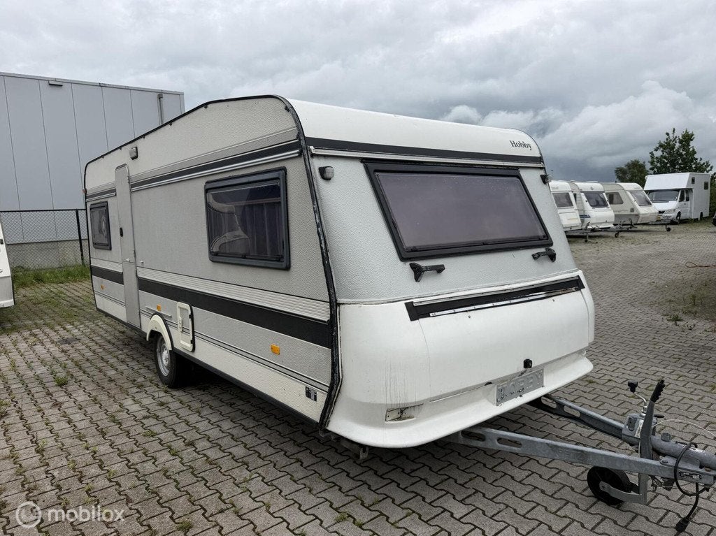 Hobby 430 festival caravan, Caravans en Kamperen, Caravans, Bedrijf, Hobby