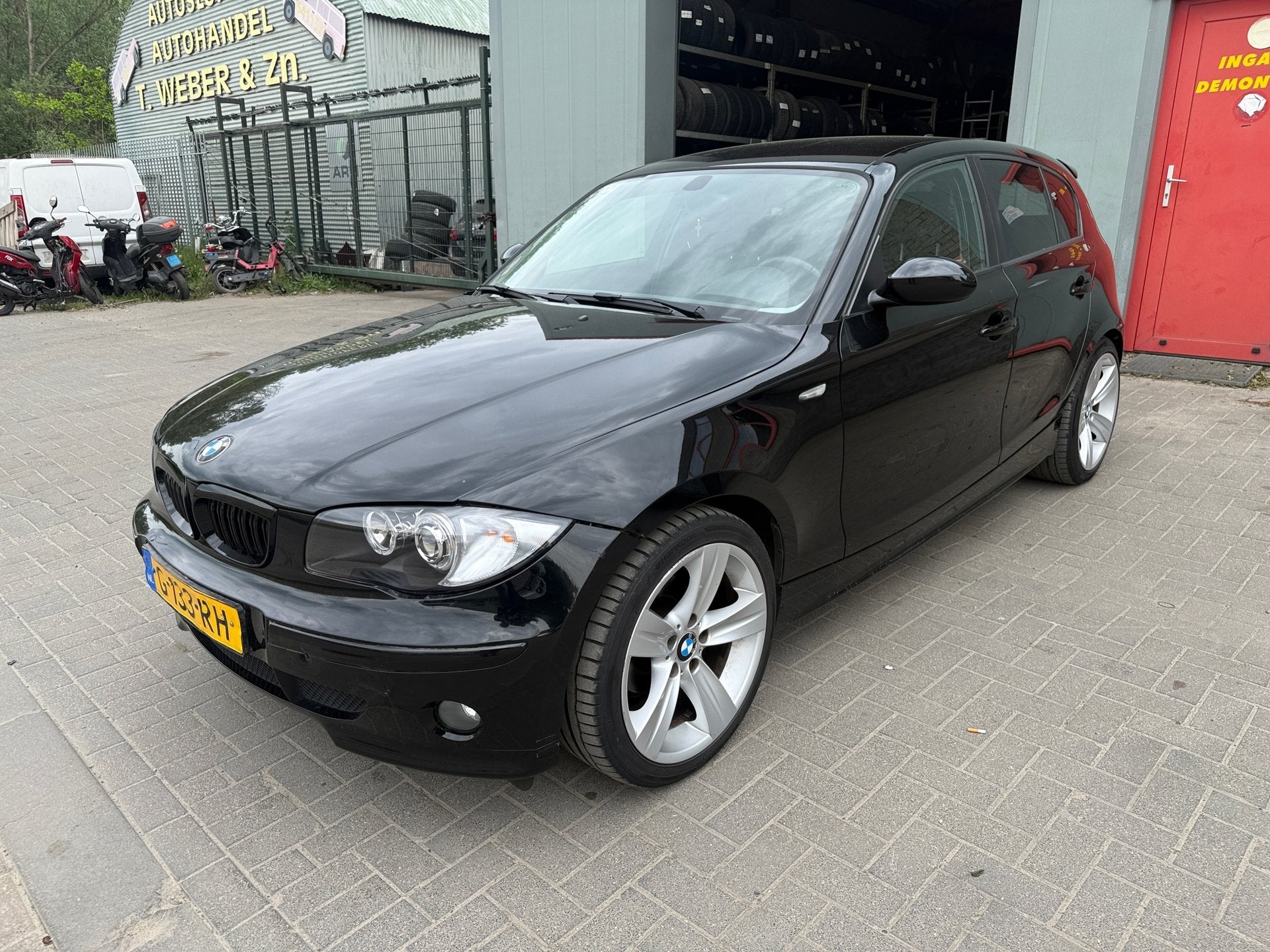 BMW 1-serie 116i, Auto's, 1596 cc, Achterwielaandrijving, Gebruikt, 4 cilinders