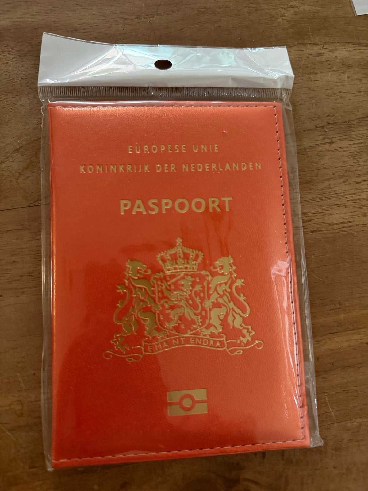 Oranje Paspoorthoesje Koninkrijk der Nederlanden, Ophalen of Verzenden, Nieuw, Oranje, Overige merken
