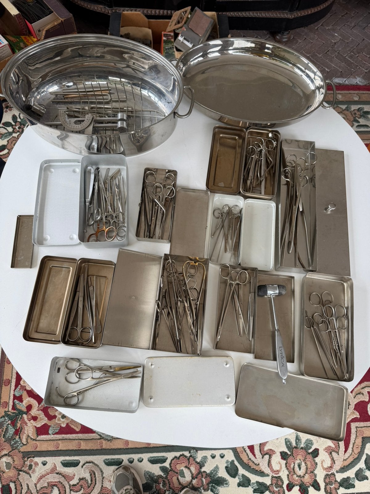 Grote partij vintage medische instrumenten en schalen, Ophalen of Verzenden