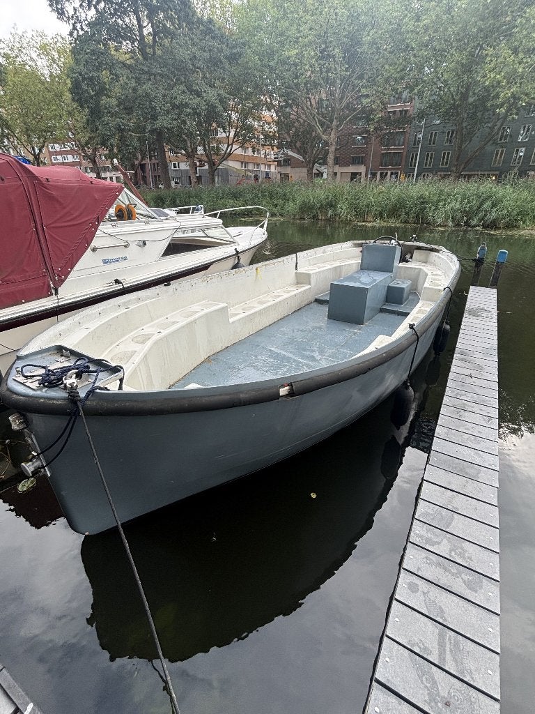 Grote boot voor grote groepen tot wel 50 personen, Gebruikt, Binnenboordmotor, 8 m, Polyester
