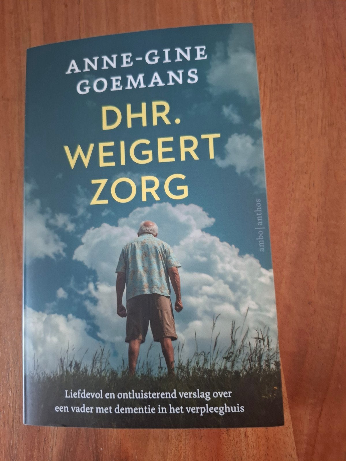 Dhr. Weigert Zorg - Liefdevol verslag over dementie, Ophalen of Verzenden, Zo goed als nieuw, Anne-Gine Goemans, Overige