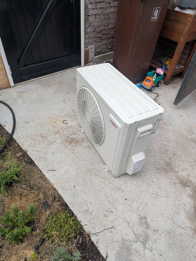 Airco TOSOT PULAR GWH09AGA-I 2,5 kW single split wifi, Ophalen, Timer, 3 snelheden of meer, Gebruikt