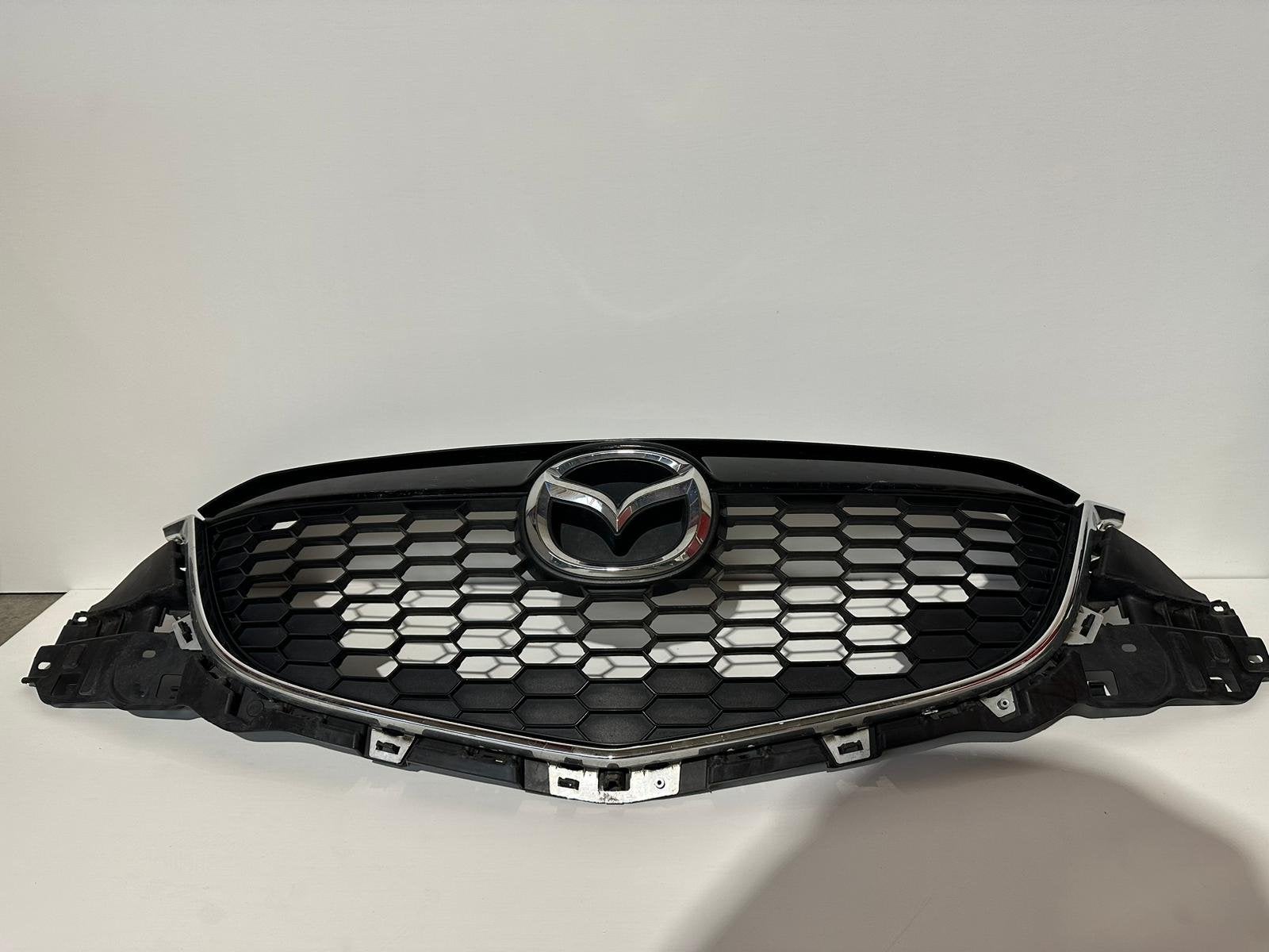 Mazda CX-5 Grille KD45-50712