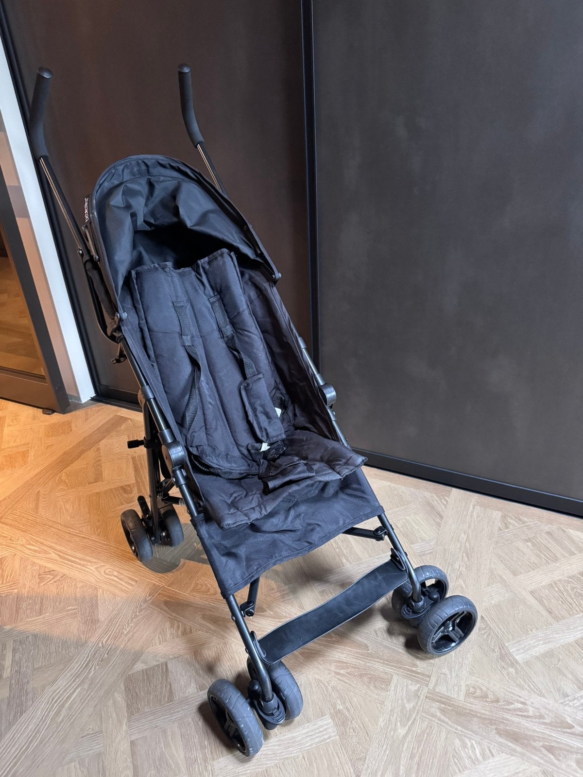 Buggy bebiesfirst, Ophalen, Zo goed als nieuw, Overige merken, Verstelbare rugleuning