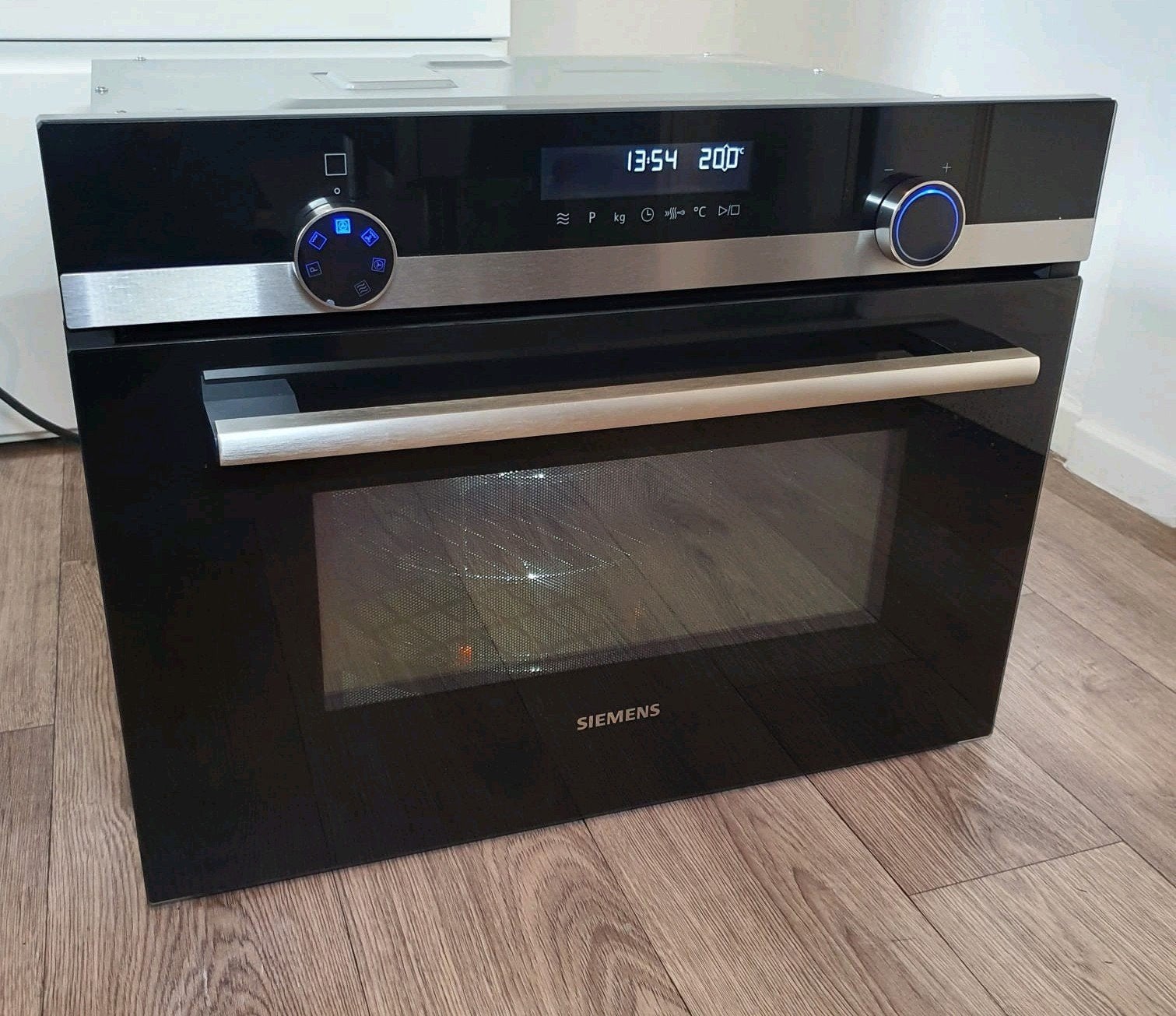 SIEMENS IQ500 combi magnetron/ oven in nette staat, Ophalen, Combimagnetron, Zo goed als nieuw, Inbouw