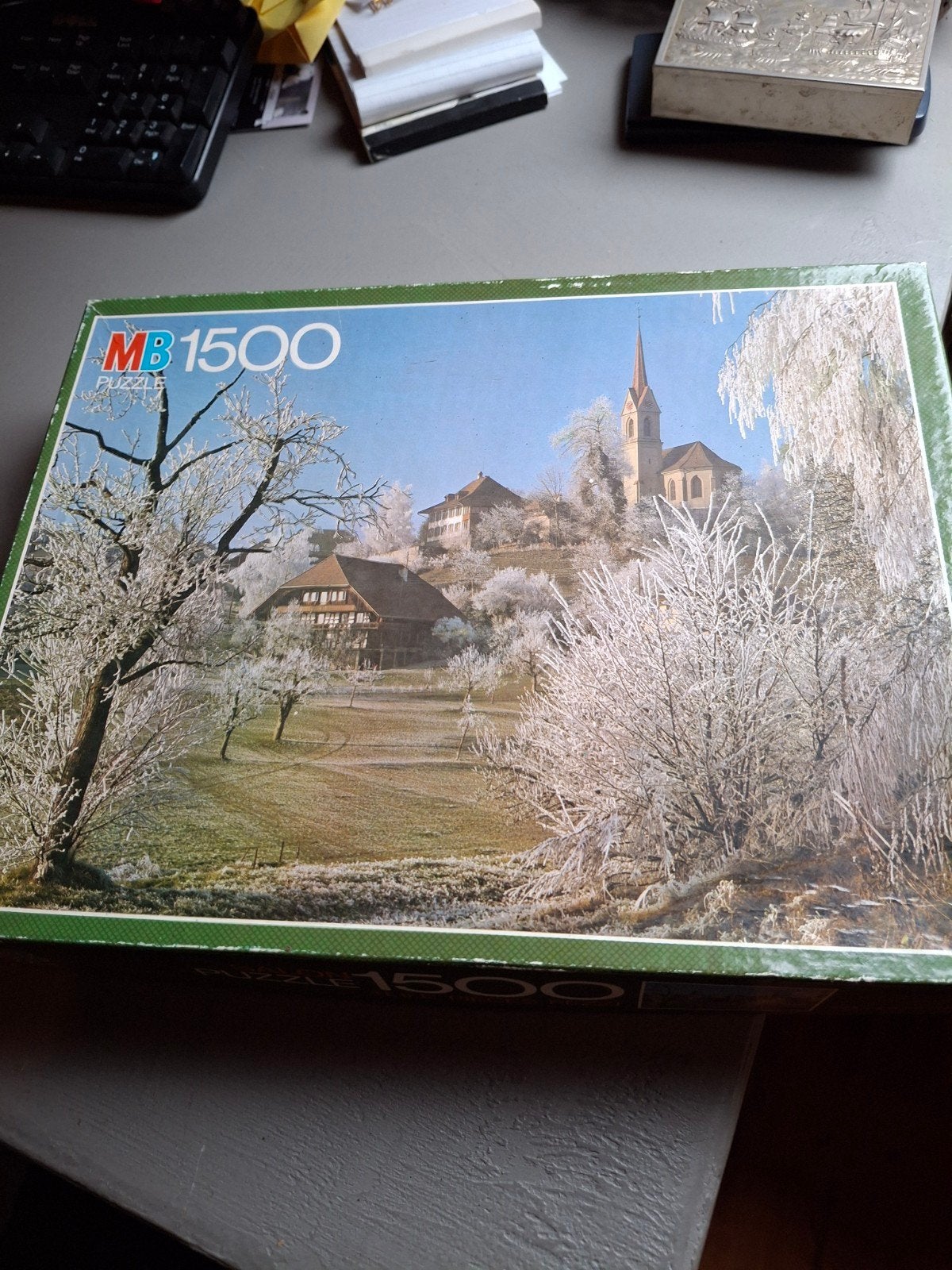 MB 1500 Stukjes Puzzel - Winterlandschap (79x60 cm), Ophalen, 500 t/m 1500 stukjes, Gebruikt, Legpuzzel