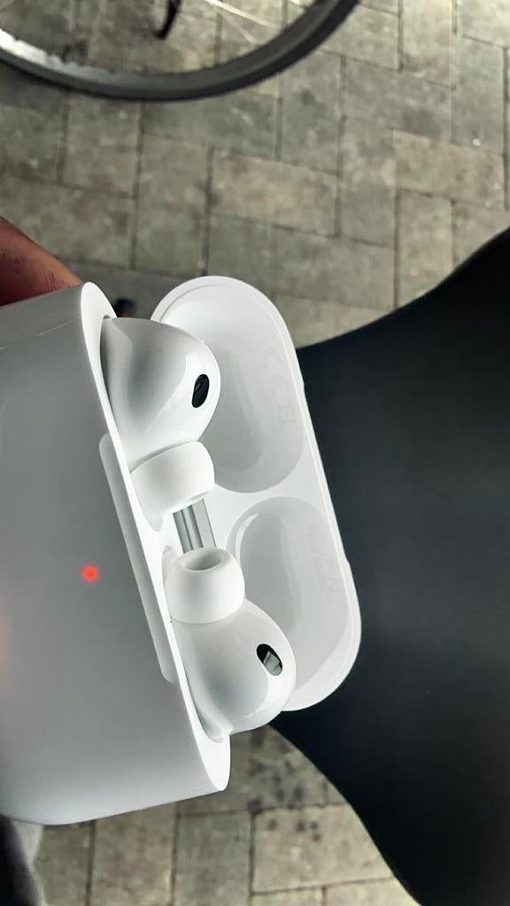 Airpods Pro 3 in nieuwstaat, Bluetooth, In gehoorgang (in-ear), Ophalen of Verzenden, Zo goed als nieuw