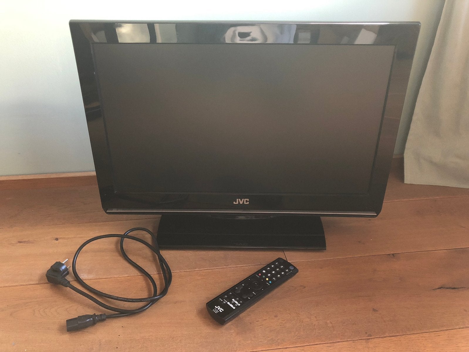 Jvc tv 26 inch izgst. + AB, Gebruikt, 50 Hz, LCD, 4k (UHD)