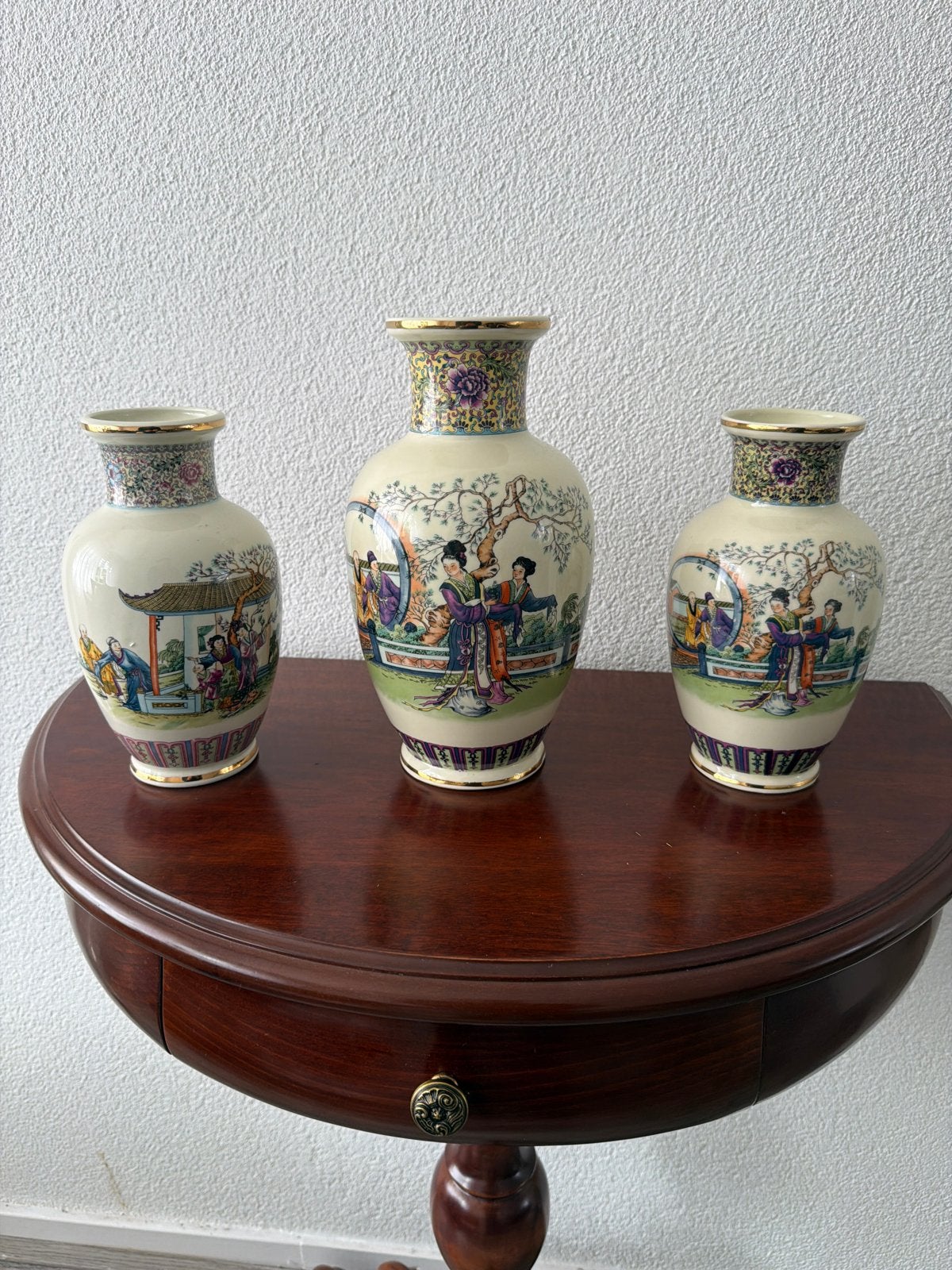 Set van 3 Chinese vazen met traditionele decoratie, Antiek en Kunst, Ophalen of Verzenden