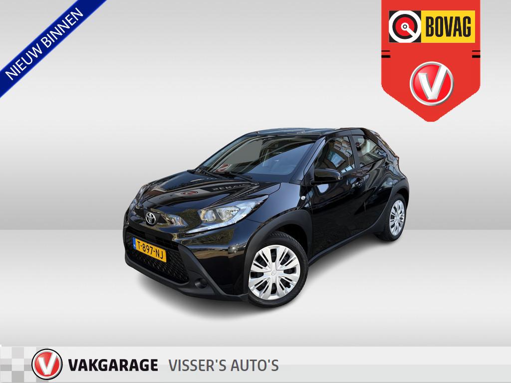 Toyota Aygo X 1.0 VVT-i MT Play | cruise control | applecarp, Gebruikt, 920 kg, 4 stoelen, Zwart