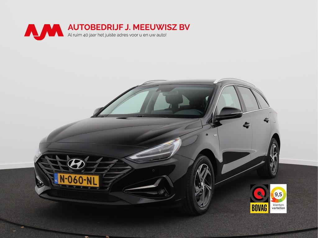 Hyundai i30 Wagon 1.5 T-GDi MHEV Premium/ lage km/ compleet!, Auto's, 4 cilinders, 160 pk, Zwart, Handgeschakeld