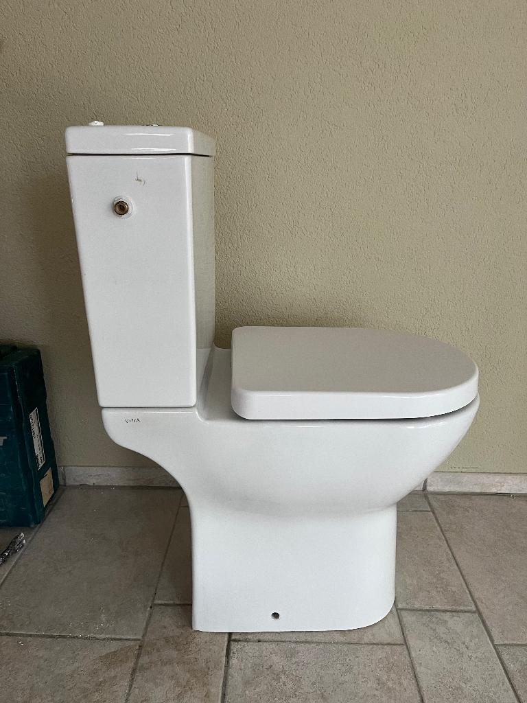 Vitra staand toilet/ wc, Doe-het-zelf en Verbouw, Sanitair, Ophalen, Gebruikt, Steen, Toilet