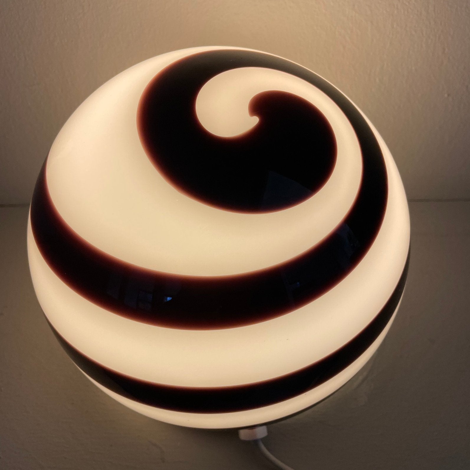 Vintage lamp ilu swirl zwart wit glas, Ophalen, ., 2de hands, Zo goed als nieuw