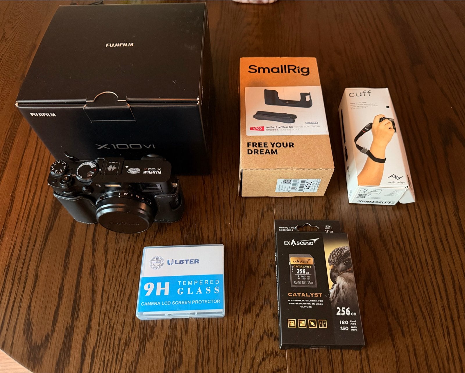 Fujifilm X100VI met accessoires, Screenprotector, Beeldstabilisatie, Ophalen of Verzenden, Zo goed als nieuw