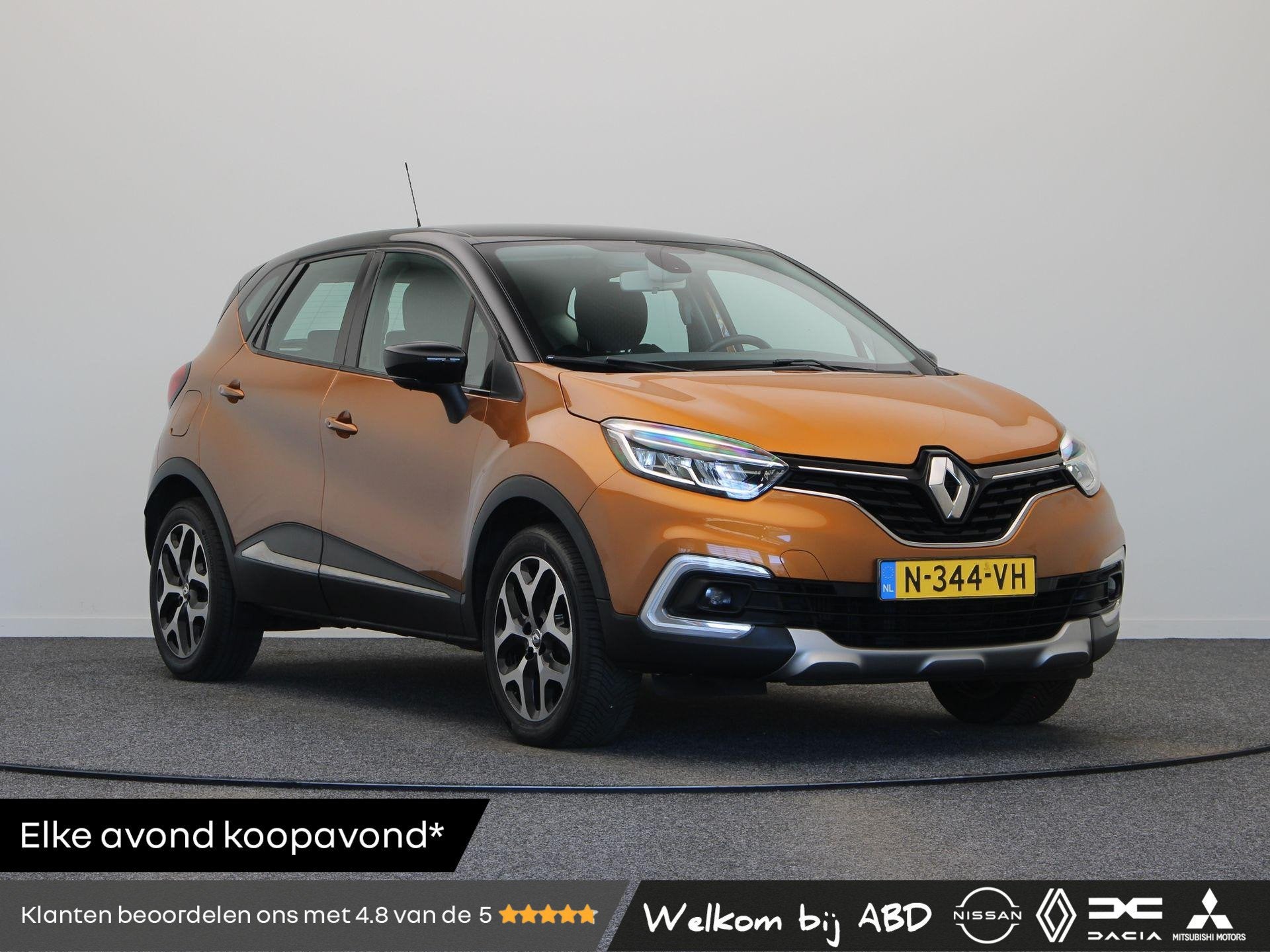 Renault Captur TCe 90pk Intens | Trekhaak | Lichtsensor | Re, Voorwielaandrijving, 898 cc, Stof, Euro 6