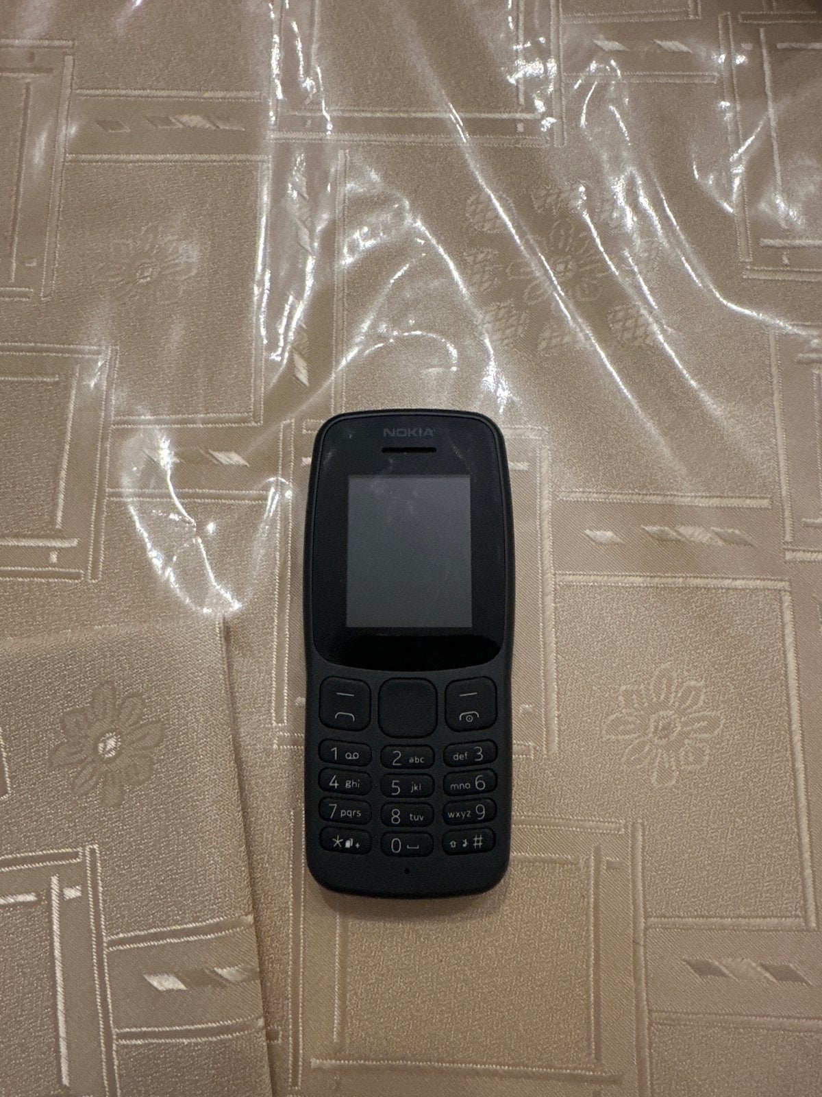 Nokia telefoon met originele oplader, Telecommunicatie, Ophalen, Gebruikt, Geen camera, Zwart