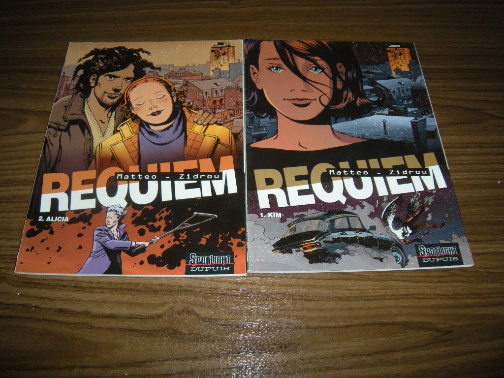 Requiem 2 delen SC, Boeken, Complete serie of reeks, Ophalen of Verzenden, Zo goed als nieuw