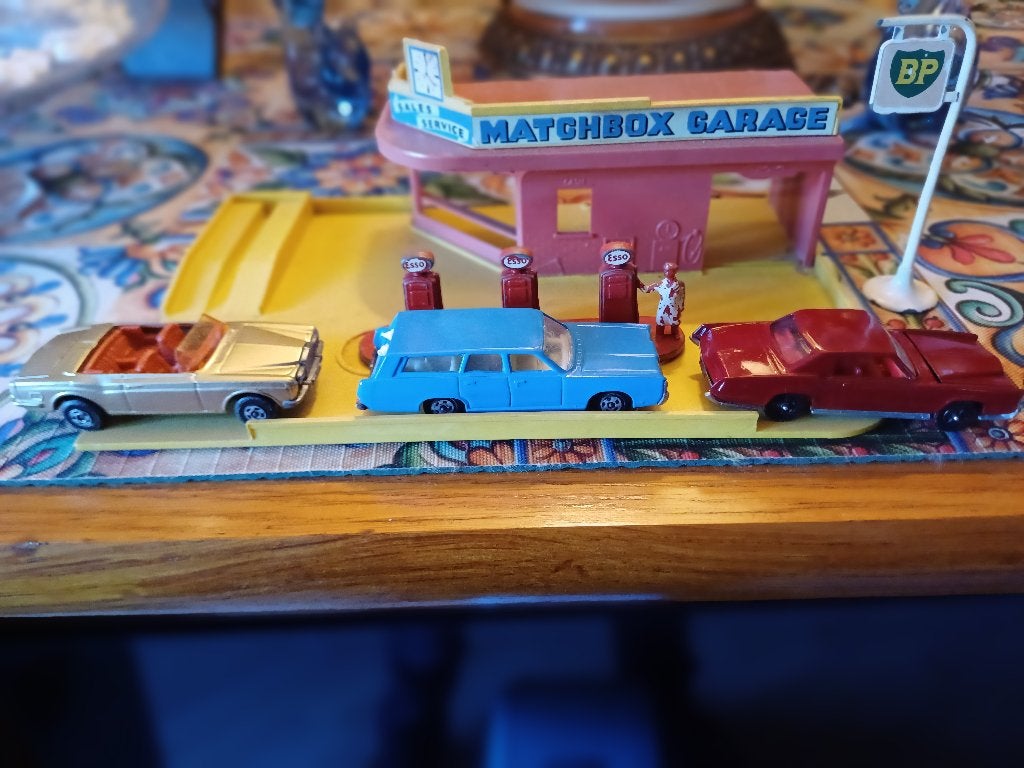 matchbox + corgi junior  jaren 70, Ophalen of Verzenden, Zo goed als nieuw, Auto