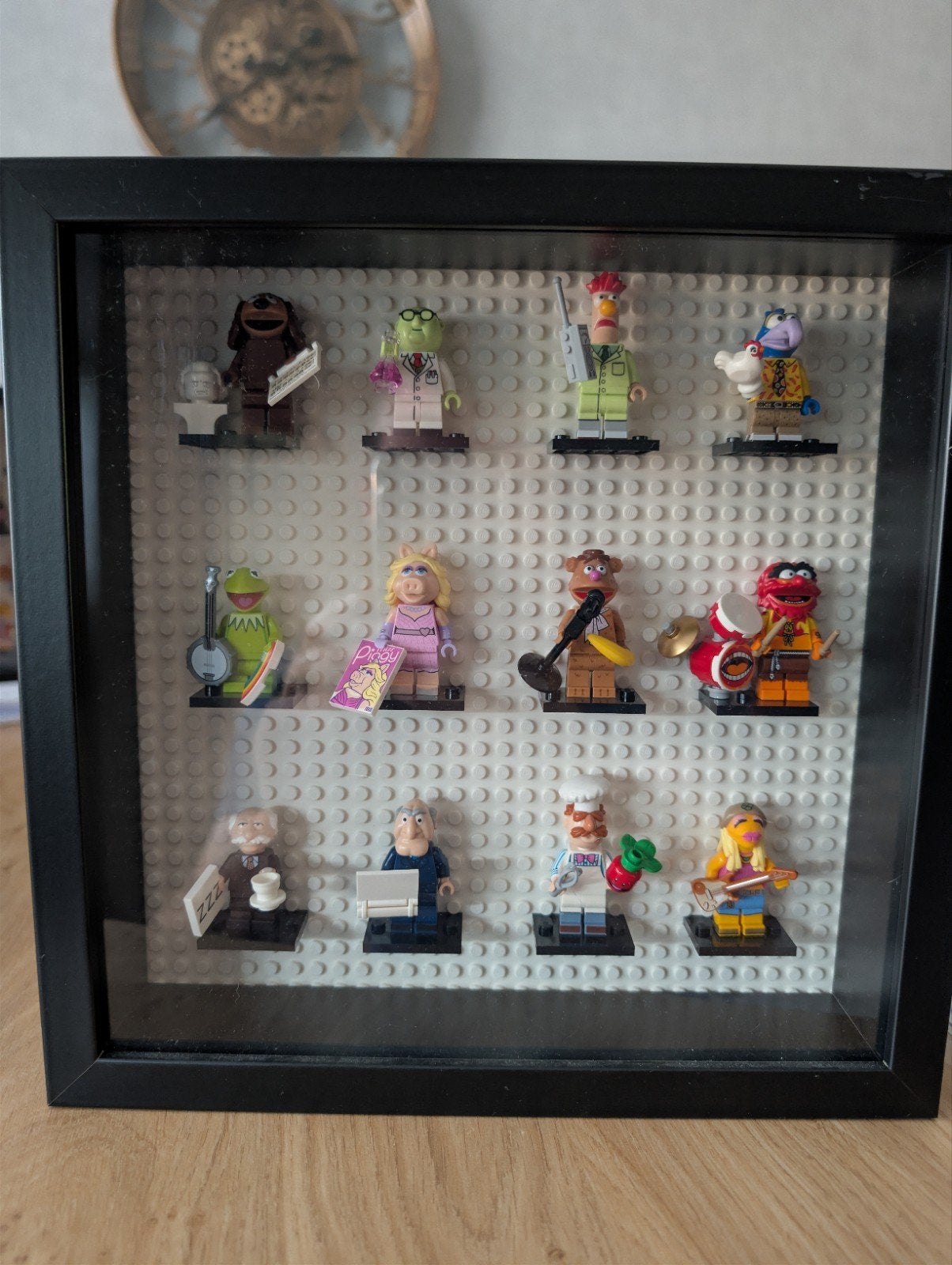 Lego the Muppets complete serie in Ikea display box, Lego, Nieuw, Ophalen of Verzenden, Minifiguren serie