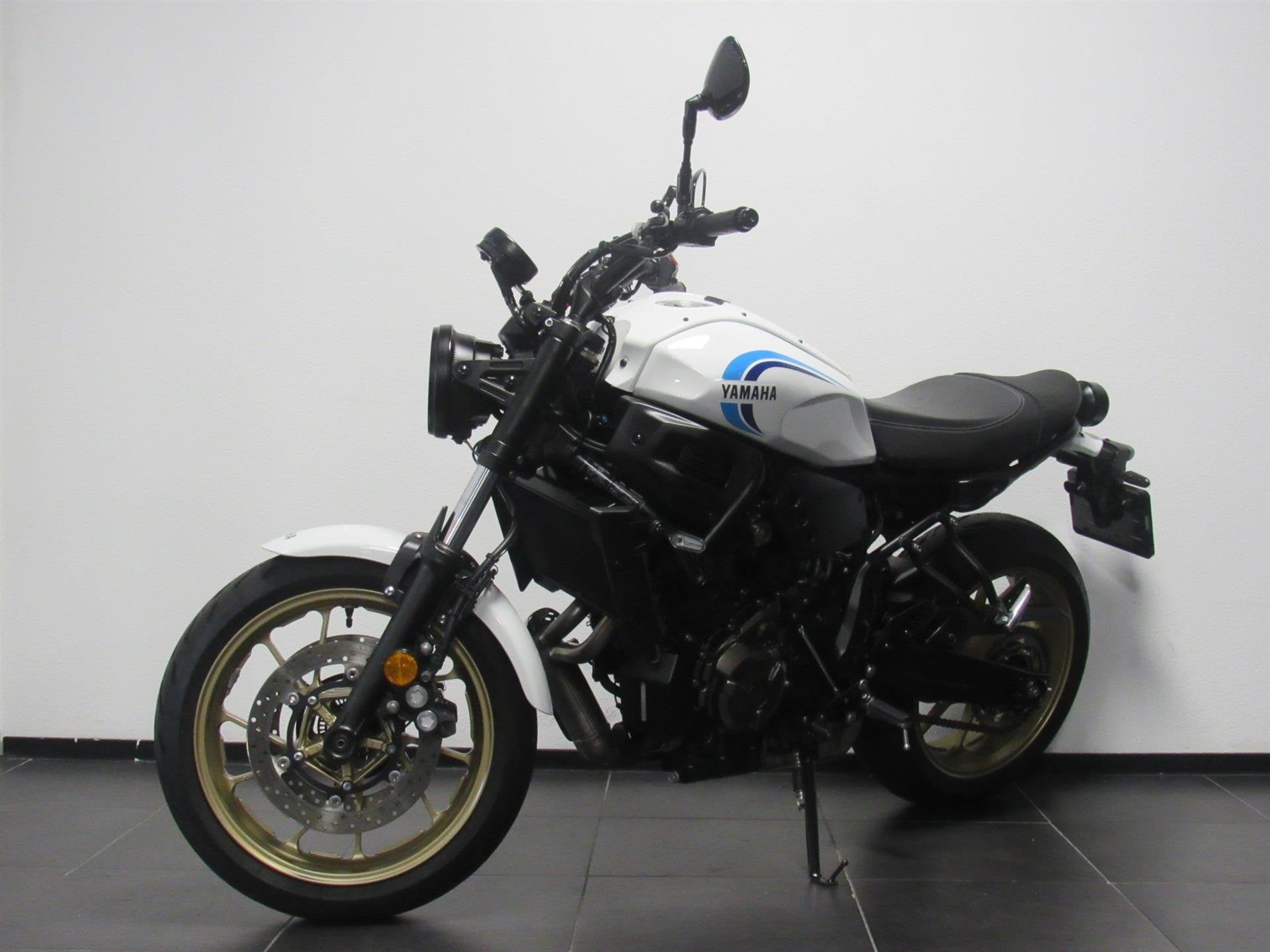Yamaha XSR 700 LEGACY, Motoren, Motoren | Yamaha, LED Verlichting, Bedrijf, 689 cc, 12 t/m 35 kW