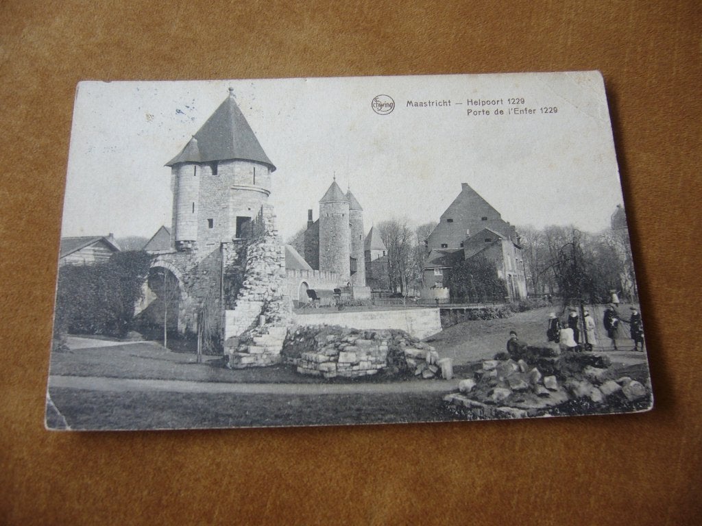MAASTRICHT  =  HELPOORT BRIEFKAART  1915, Ophalen of Verzenden, Voor 1920, Gelopen, Limburg