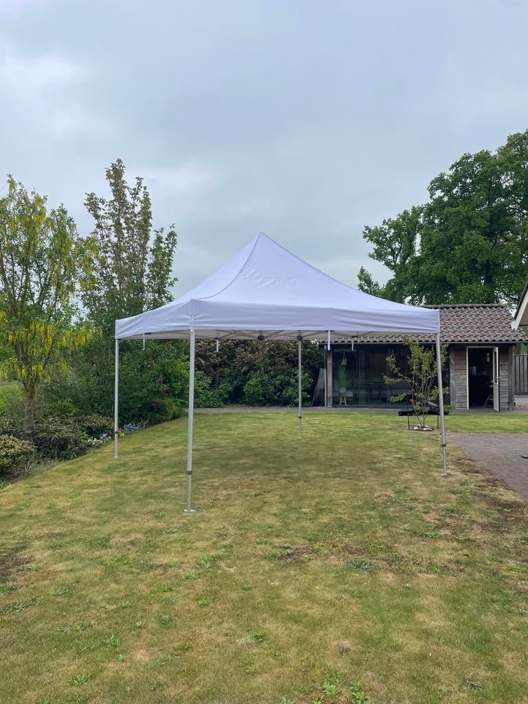 Professionele easy up partytent wit incl. zijwanden 4x4 ZGAN, Opvouwbaar, Partytent, Zo goed als nieuw, 4 tot 6 meter