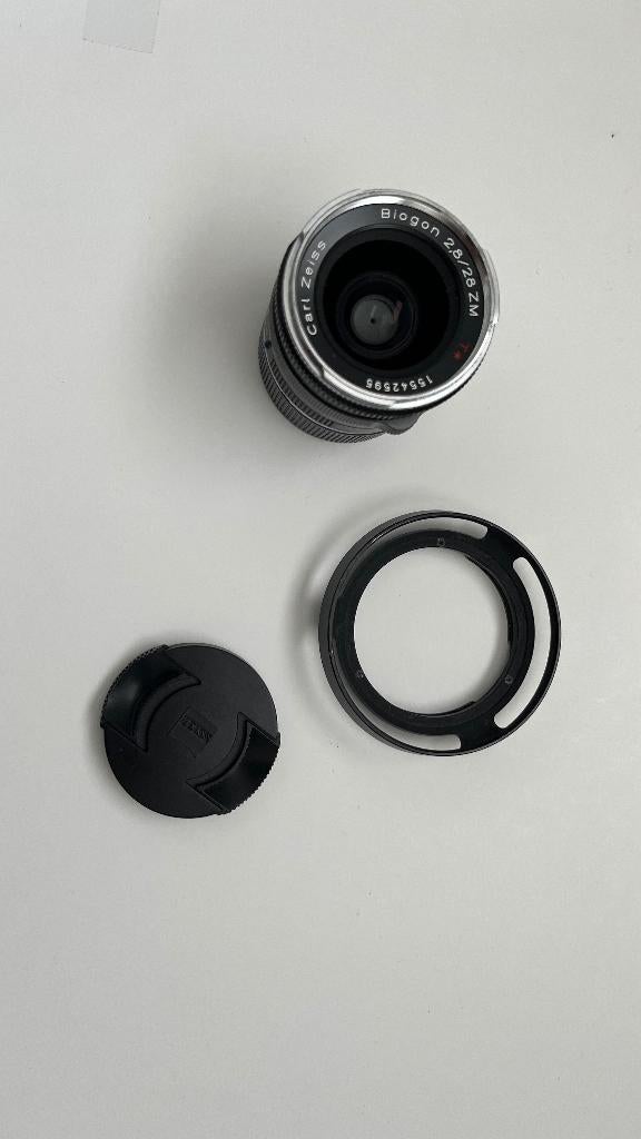 Groothoeklens Zeiss ZM Biogon 28 mm voor Leica M, Ophalen of Verzenden, Zo goed als nieuw, Groothoeklens