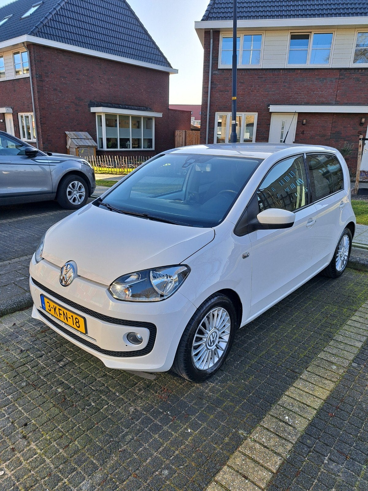 Volkswagen up! 1.0 bluemotion  2013 Wit, Voorwielaandrijving, Up!, 840 kg, 4 stoelen