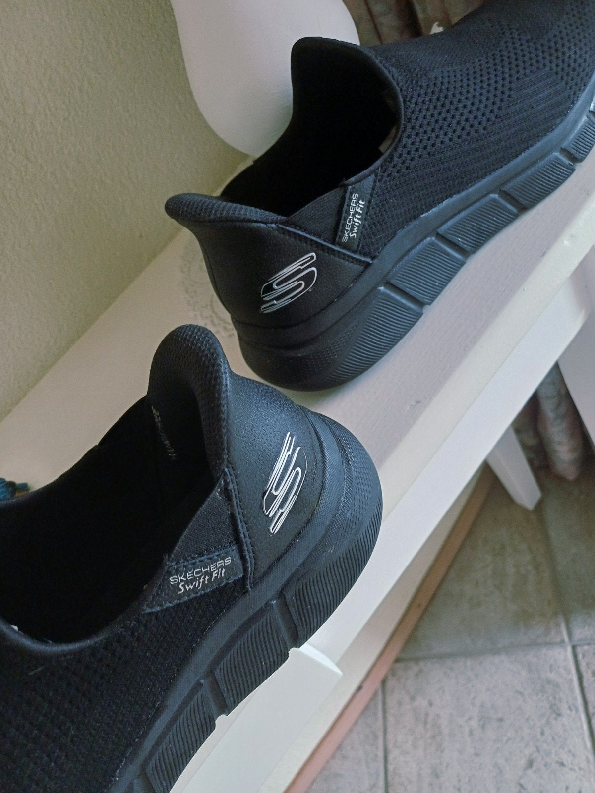 prachtige Skechers ( Slip-ins) maat 43 .zwart., Loafers, Zwart, Ophalen of Verzenden, Zo goed als nieuw