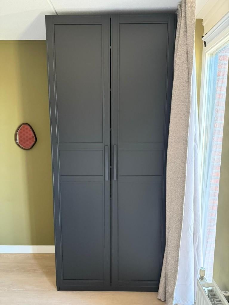2 IKEA FLISBERGET kastdeuren in antraciet (zwart) 50 x 229cm, Ophalen, 200 cm of meer, 50 tot 100 cm, Zo goed als nieuw