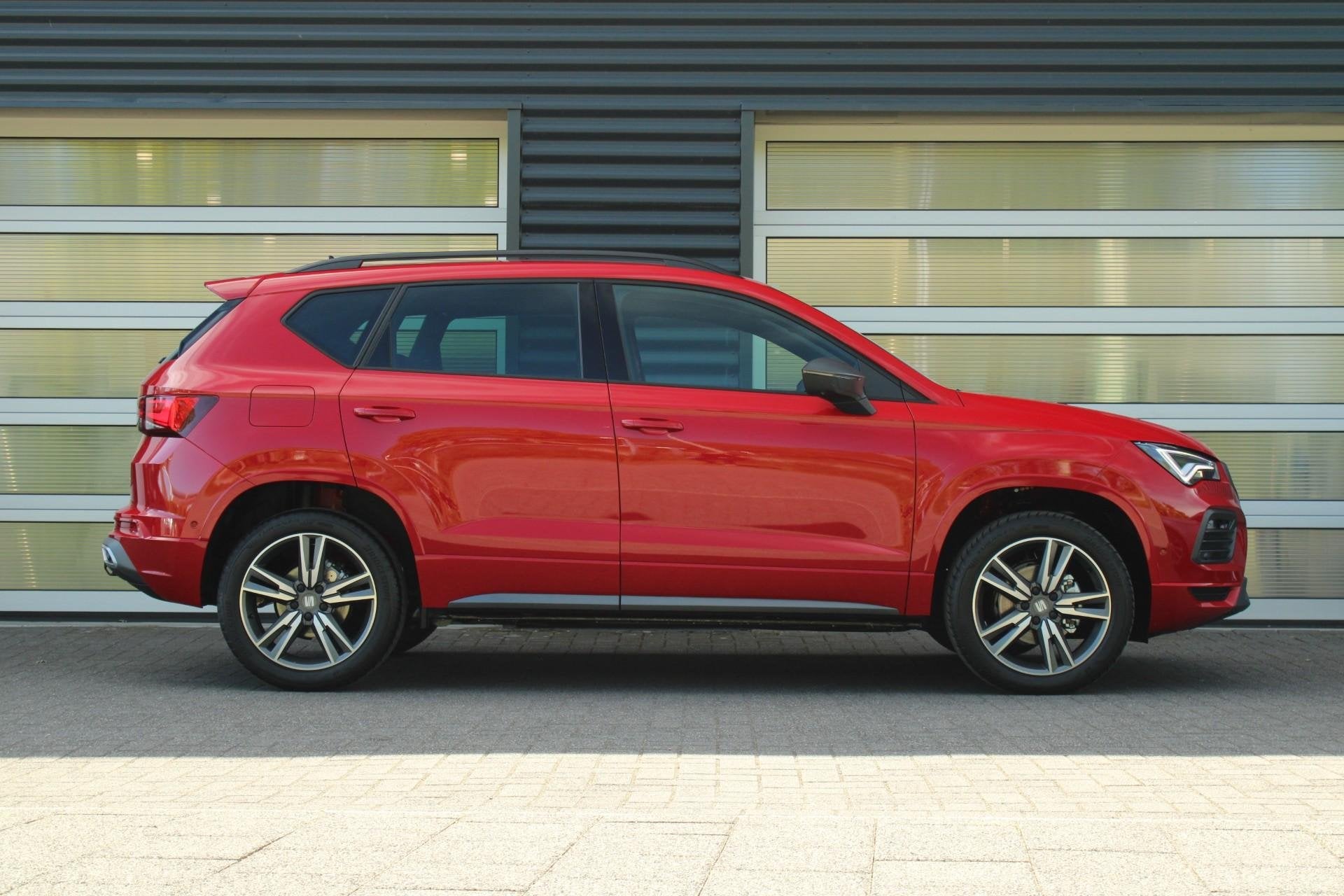 SEAT Ateca 1.5 TSI 150pk DSG FR Business Intense | Safe & Dr, Auto's, Seat, 12 maanden, 4 cilinders, Ateca, Bedrijf