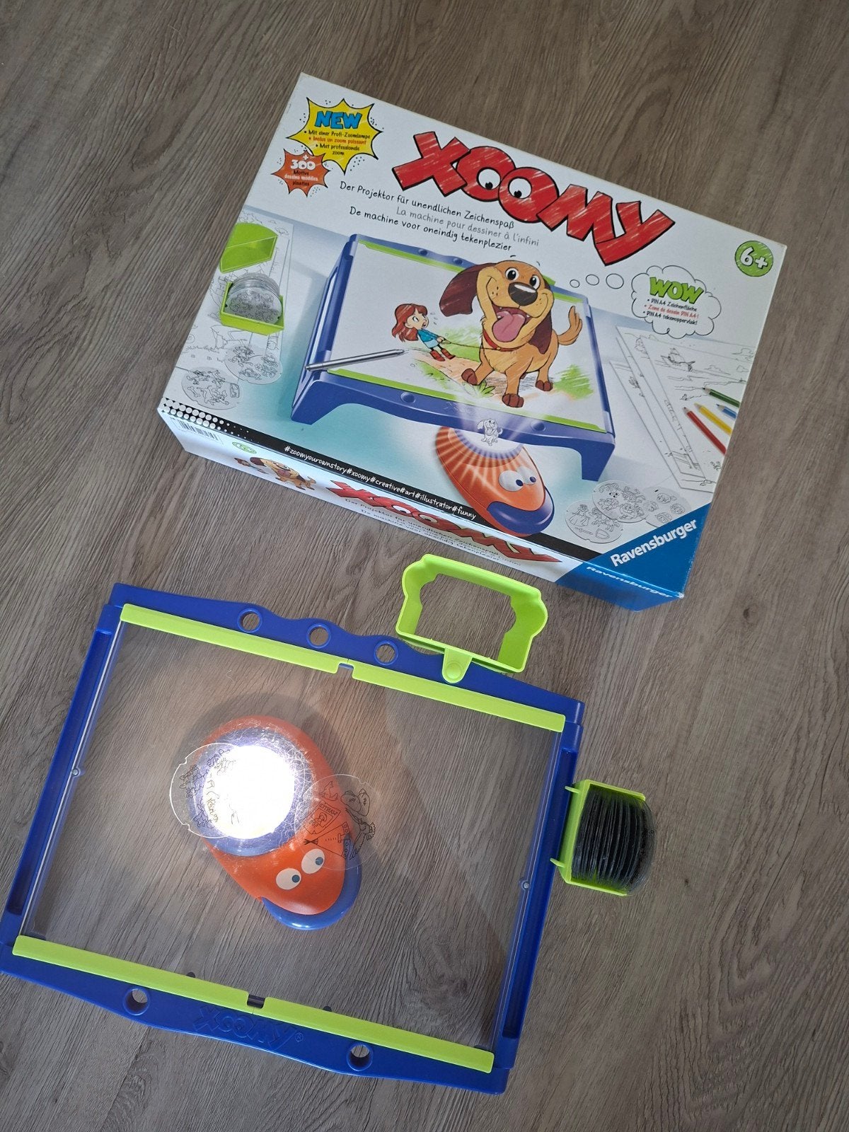Ravensburger Xoomy Tekenmachine met Sjablonen, Hobby en Vrije tijd, Tekenen, Ophalen, Zo goed als nieuw, Overige typen