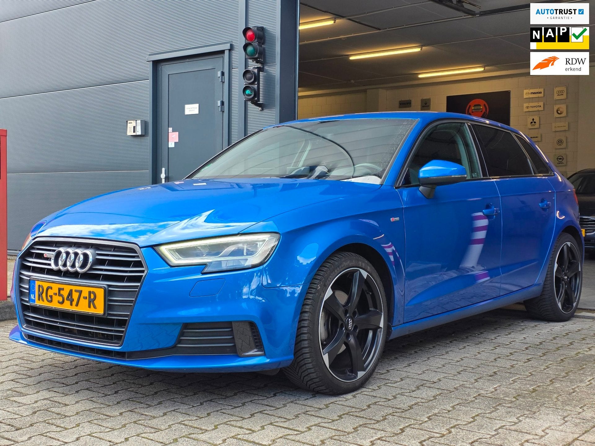 Audi A3 Sportback 1.0 TFSI Sport Lease Edition / NAP ! / '18, Auto's, Gebruikt, Met garantie (alle), Blauw, Origineel Nederlands