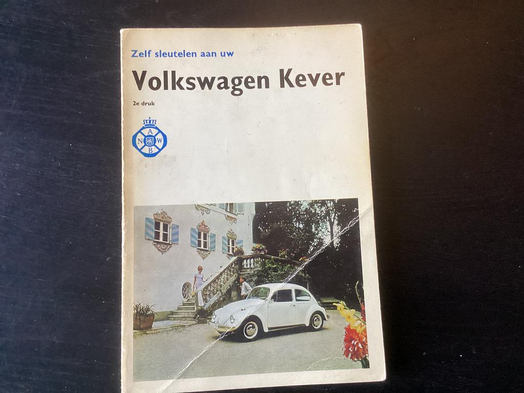 Vintage Zelf sleutelen aan uw VOLKSWAGEN KEVER boekje, Ophalen of Verzenden