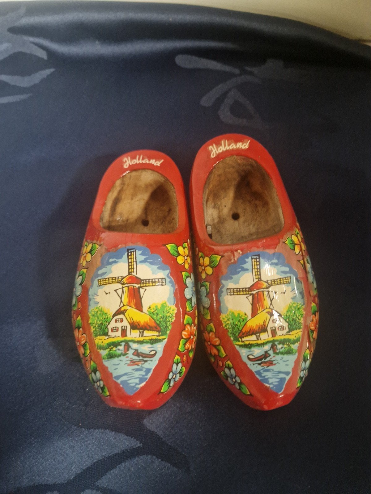 mooie rode klompen tuindecoratie L 15cm, Ophalen of Verzenden, Zo goed als nieuw